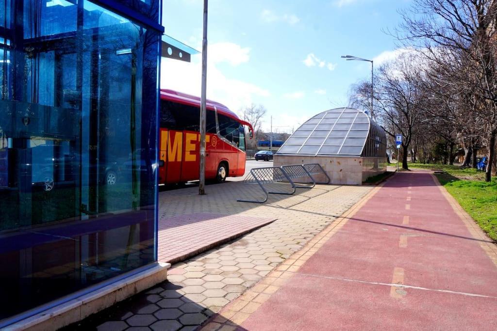 Ferienwohnung Sofia Zen - On Metro, Ultra Fast Wi-Fi Exterior foto